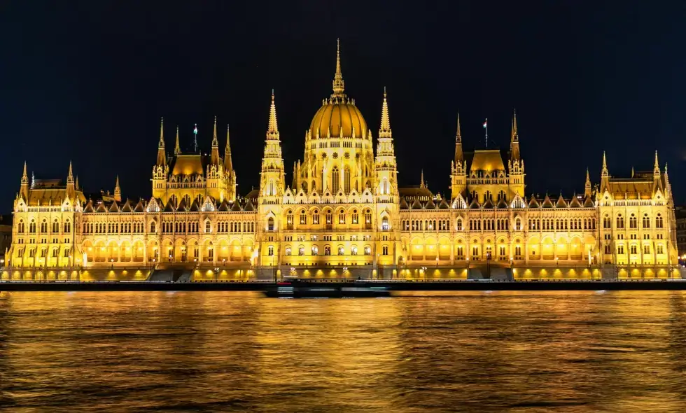 Discovering Hungary via the highway